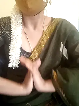 Snapshot of yourtamilcouple chatting on December 23, 8:11 am yourtamilcouple online show from December 23, 8:11 am