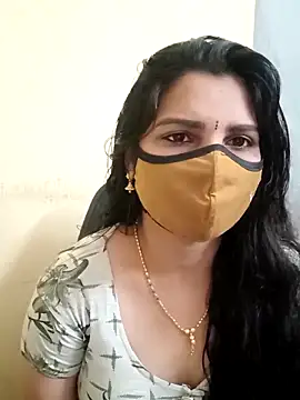 Snapshot of yourtamilcouple chatting on March 3, 6:01 pm yourtamilcouple online show from March 3, 6:01 pm