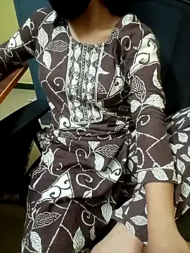 yourtamilcouple online show from March 30, 1:45 pm