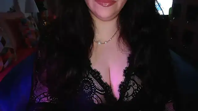 Snapshot of CronacaErotica chatting on February 25, 9:02 pm CronacaErotica online show from February 25, 9:02 pm