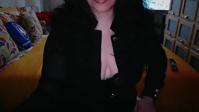 Snapshot of CronacaErotica chatting on May 14, 12:45 pm CronacaErotica online show from May 14, 12:45 pm