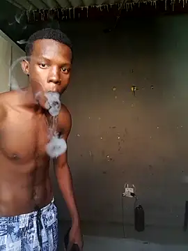 Snapshot of king_kgosiey55 chatting on April 16, 8:37 am king kgosiey55 online show from April 16, 8:37 am