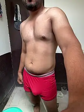 Snapshot of sexyboy09 chatting on June 11, 5:05 am sexyboy09 online show from June 11, 5:05 am