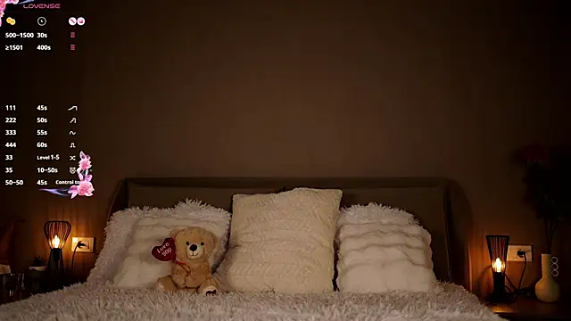 FrancescaNappi online show from February 10, 5:41 pm