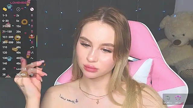 Snapshot of doll_barbieee chatting on April 30, 8:57 pm doll barbieee online show from April 30, 8:57 pm