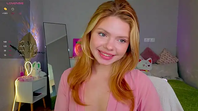 Red  Candy online show from October 7, 1:19 pm