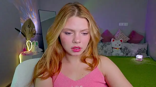 Red  Candy online show from October 9, 2:15 pm