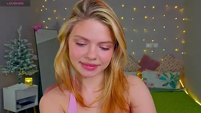 Red  Candy online show from December 21, 12:56 pm