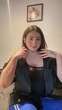 kamel-ayesha online show from November 18, 5:28 pm