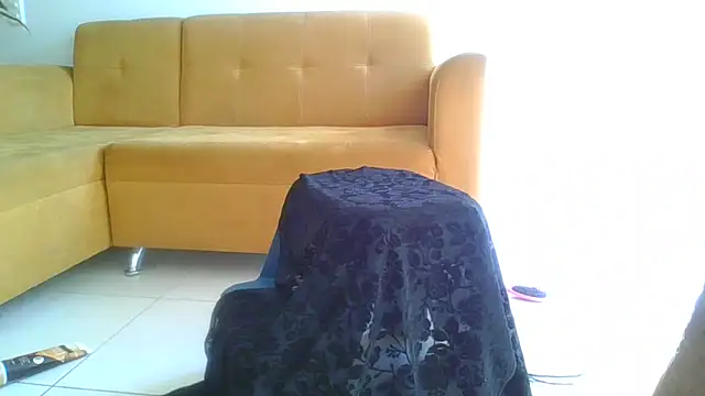 Snapshot of Liloo8923 chatting on January 18, 3:49 pm Liloo8923 online show from January 18, 3:49 pm