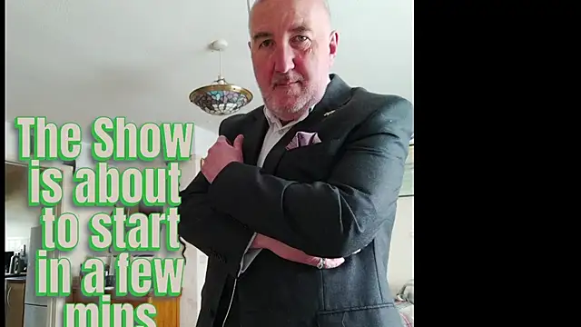 Adamdaddybear online show from July 11, 6:49 am