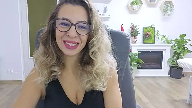 SukyGirl online show from November 25, 8:58 am