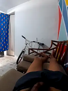 Snapshot of elcobin chatting on February 12, 4:33 pm elcobin online show from February 12, 4:33 pm