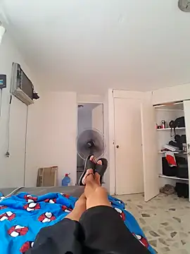 Snapshot of elcobin chatting on February 20, 9:31 pm elcobin online show from February 20, 9:31 pm