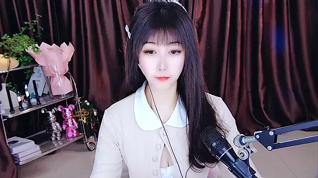 Snapshot of xiaoya666--baby chatting on March 6, 2:29 pm xiaoya666--baby online show from March 6, 2:29 pm