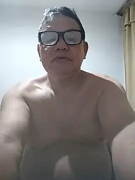 Snapshot of catatunboculion chatting on January 14, 10:59 am catatunboculion online show from January 14, 10:59 am
