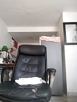 Snapshot of catatunboculion chatting on July 9, 11:25 am catatunboculion online show from July 9, 11:25 am