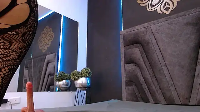 stefany bro online show from March 4, 2:32 pm