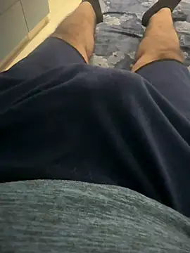 Snapshot of cryptoman1119 chatting on February 3, 3:17 pm cryptoman1119 online show from February 3, 3:17 pm