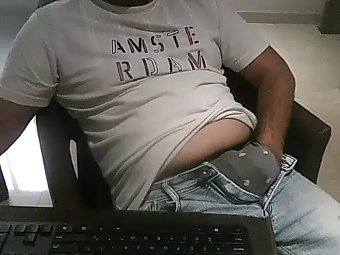 Snapshot of cryptoman1119 chatting on February 24, 10:24 am cryptoman1119 online show from February 24, 10:24 am