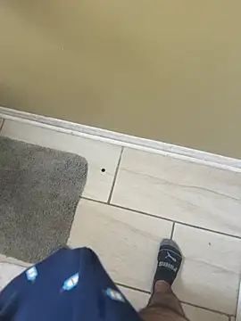 Snapshot of cryptoman1119 chatting on March 23, 3:27 pm cryptoman1119 online show from March 23, 3:27 pm