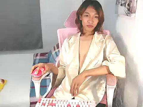 imtwinky online show from January 16, 11:42 pm