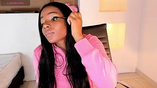 Snapshot of IvyBliss8 chatting on January 19, 12:28 pm IvyBliss8 online show from January 19, 12:28 pm