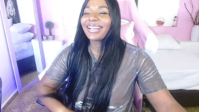 Snapshot of IvyBliss8 chatting on May 4, 9:05 am IvyBliss8 online show from May 4, 9:05 am