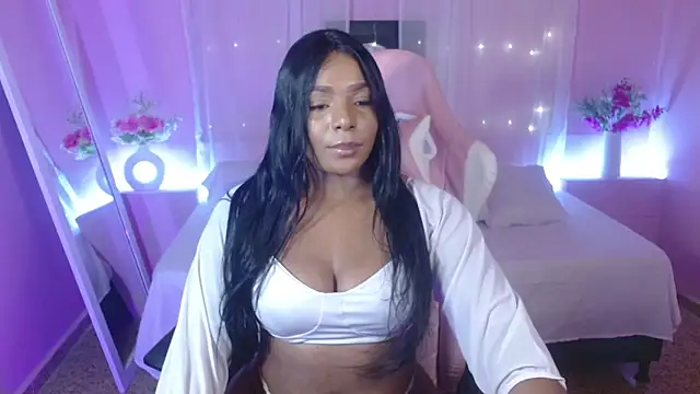 Snapshot of IvyBliss8 chatting on May 7, 3:34 am IvyBliss8 online show from May 7, 3:34 am