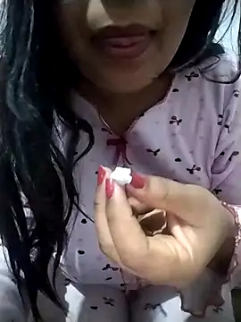 Snapshot of Dalou3a69 chatting on January 28, 12:05 am Dalou3a69 online show from January 28, 12:05 am