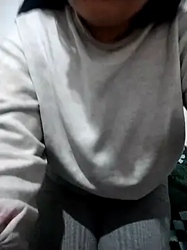 Snapshot of Dalou3a69 chatting on February 11, 11:44 pm Dalou3a69 online show from February 11, 11:44 pm