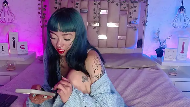 Snapshot of GigiVolkova chatting on February 21, 9:32 pm GigiVolkova online show from February 21, 9:32 pm