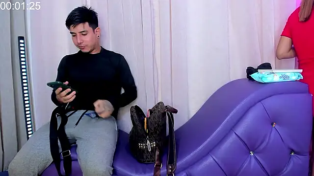 Yourslust  online show from March 8, 7:28 pm