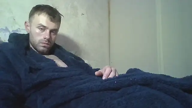 Snapshot of addicktedGT chatting on December 24, 9:17 am addicktedGT online show from December 24, 9:17 am