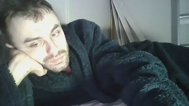 Snapshot of addicktedGT chatting on December 25, 12:37 pm addicktedGT online show from December 25, 12:37 pm