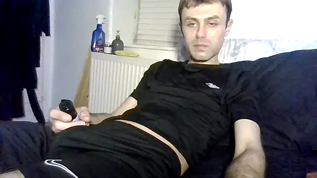 Snapshot of addicktedGT chatting on February 10, 10:09 pm addicktedGT online show from February 10, 10:09 pm