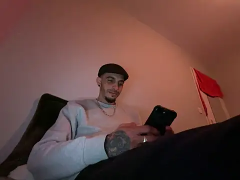 Rebeu313 online show from March 23, 9:30 pm