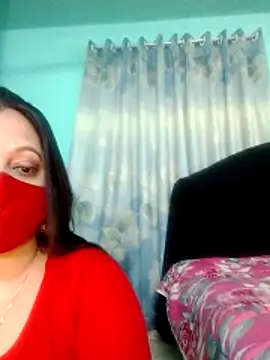 Snapshot of Taniya07 chatting on May 8, 6:13 pm Taniya07 online show from May 8, 6:13 pm