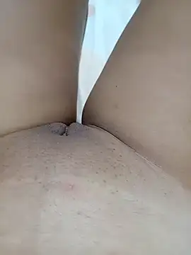 Khaleyssi online show from December 28, 5:33 am