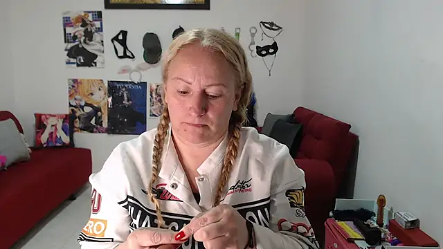 emperabigbootybigass online show from October 7, 12:13 pm