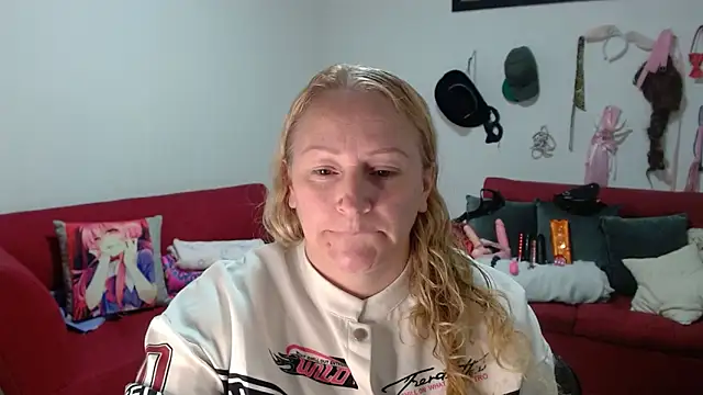 emperabigbootybigass online show from March 4, 12:22 pm