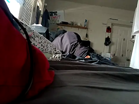 DevinToore online show from October 26, 6:25 pm