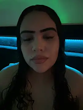 iTrapXXXBACKUP online show from March 28, 9:25 pm