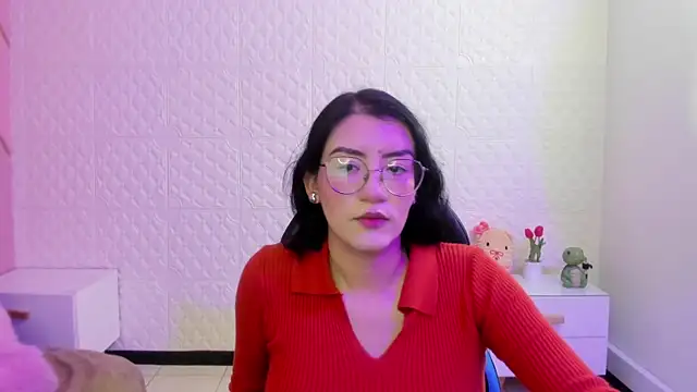 Snapshot of Violetaa_diazz chatting on May 14, 9:21 pm Violetaa diazz online show from May 14, 9:21 pm