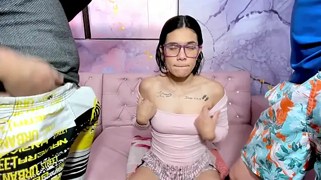 Living room online show from February 23, 3:18 pm