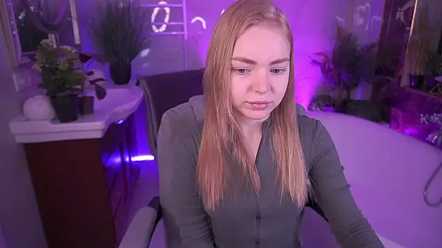 EmilySunshineS online show from April 20, 5:43 am