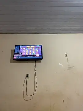 Snapshot of indyazinha chatting on February 21, 3:56 am indyazinha online show from February 21, 3:56 am