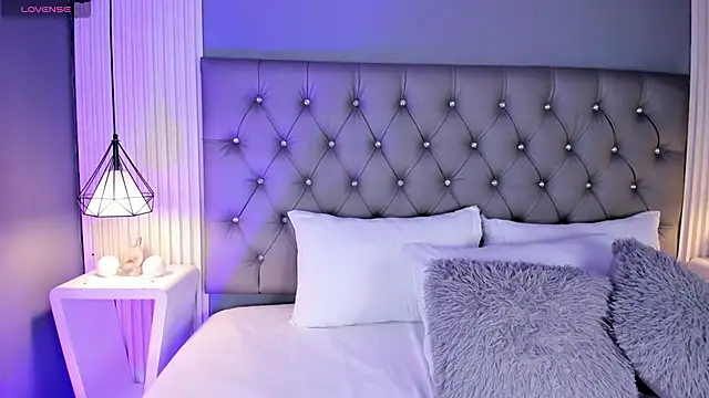 VioletthaRous online show from February 21, 10:44 pm