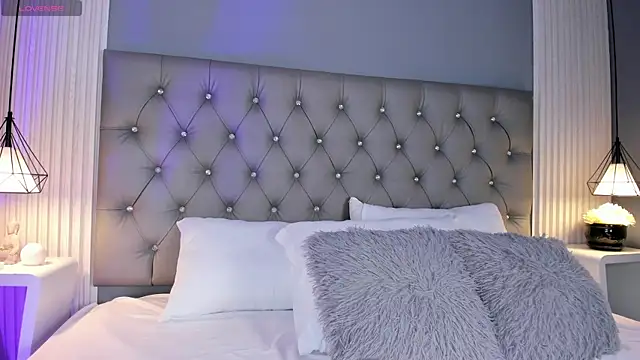 VioletthaRous online show from March 24, 10:37 pm