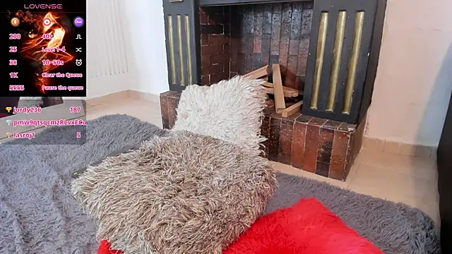 Snapshot of victoriajk chatting on February 27, 3:59 pm victoriajk online show from February 27, 3:59 pm